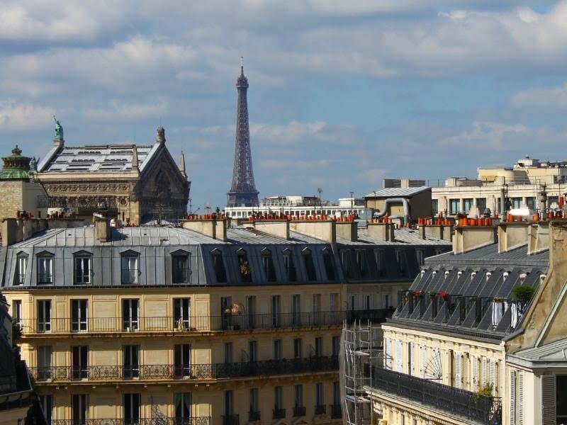 Pourquoi les toits de Paris sont en zinc ?