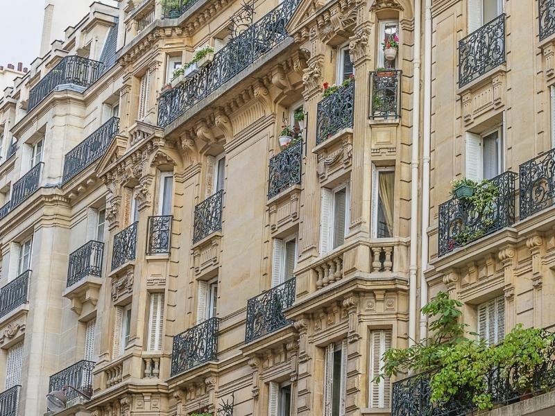 Vocabulaire d’une façade haussmannienne Façade d'un immeuble parisien