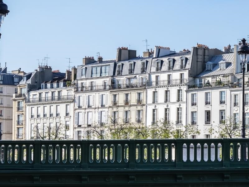 Enduit de façade à Paris et en Île-de-France Ravalement d'une façade en plâtre