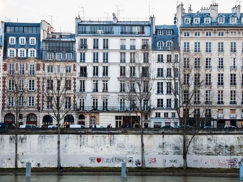 Surélévation à Paris (75) : guide complet Surélévation d'un appartement à Paris