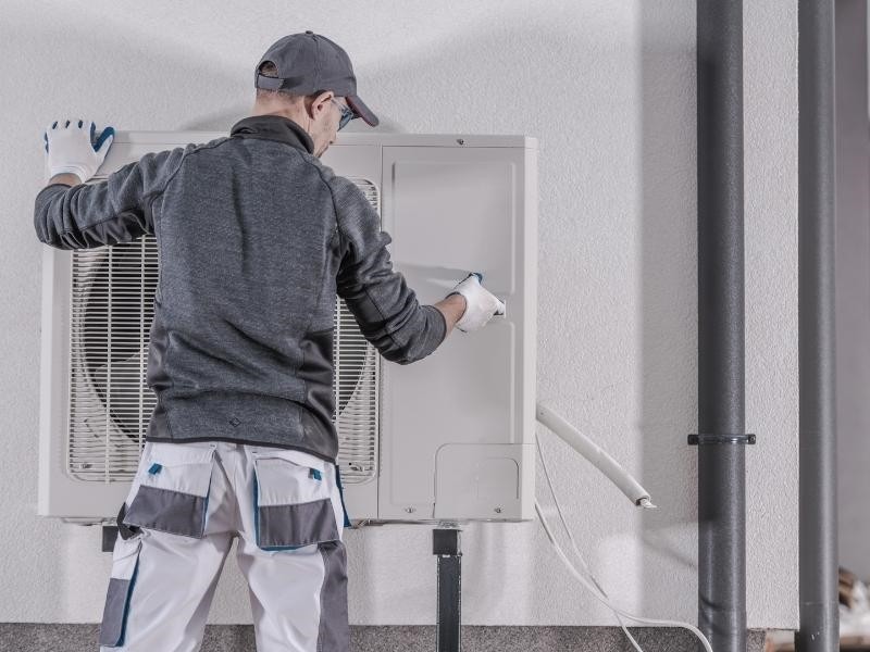 Installateur de pompe à chaleur à Paris et en Île-de-France Installateur de pompe à chaleur agréé en Île-de-France