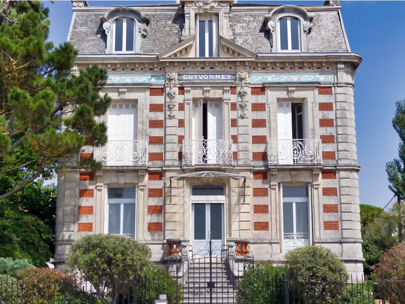 Rénovation de façade d'une maison bourgeoise Renovation de maison bourgeoise
