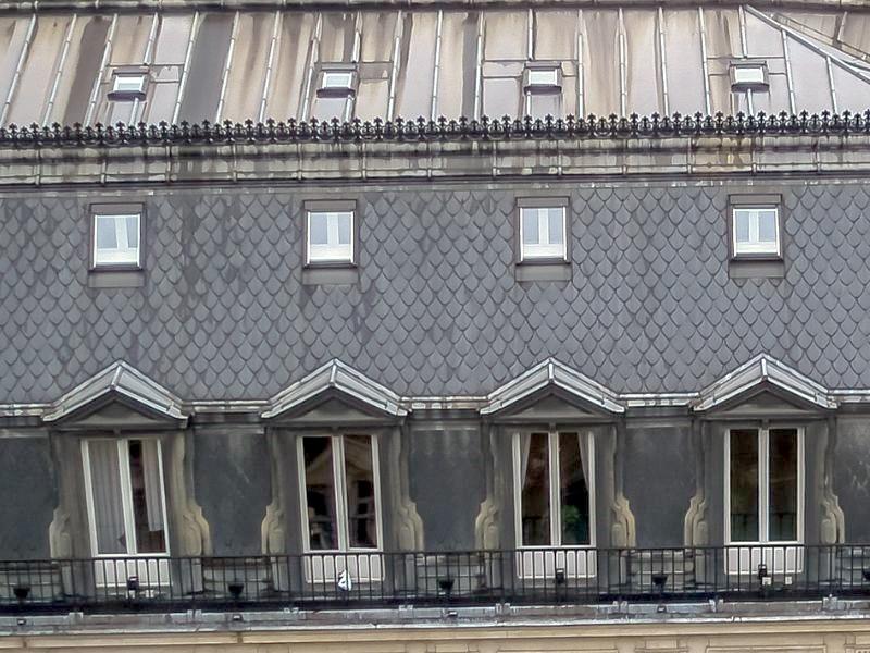 Châssis de toiture parisien