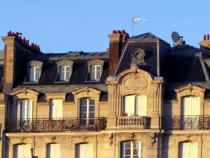 Oeil de boeuf en zinc à Paris