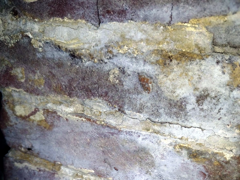 Salpêtre sur un mur : danger et solutions Traiter le salpêtre