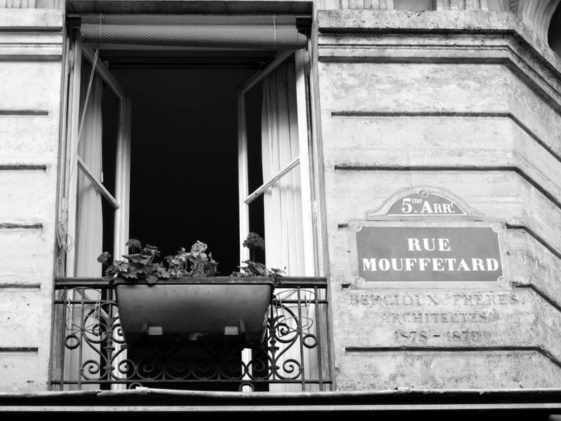 Pose et rénovation de fenêtre à Paris Fenêtre gueule de loup à Paris