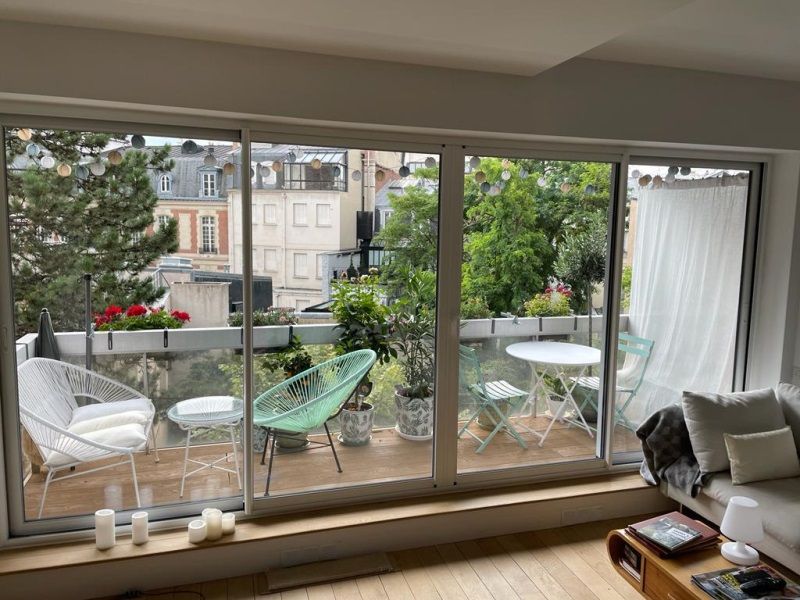 Pose de fenêtre à Paris