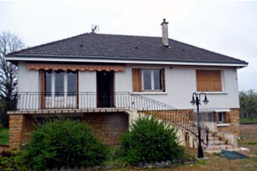 Rénovation d'une façade de maison des années 70