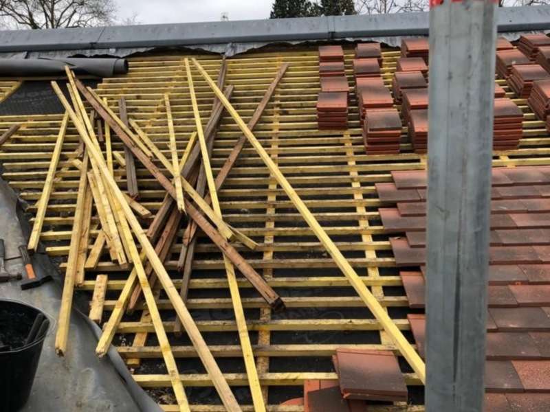 Les étapes de rénovation d'une toiture Préparation d'une couverture de toit