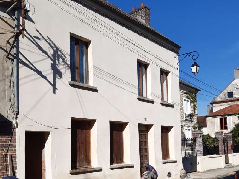 Rénovation d'une façade à Meaux (77100)