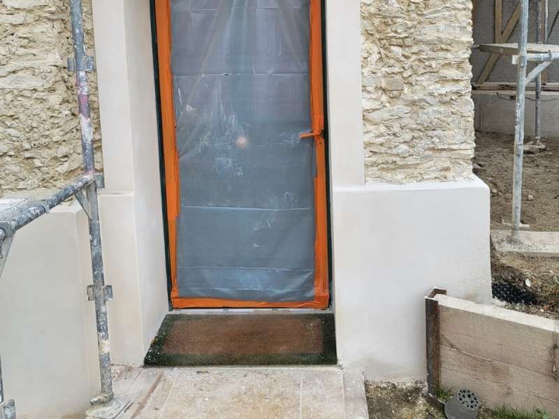 Soubassement de façade : définition et conseils Enduit de soubassement extérieur