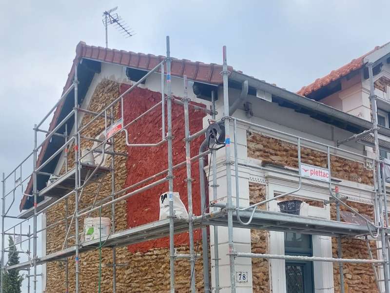 Quel est le prix d'un ravalement de façade de maison de 100 m2 ? Prix d'un ravalement de façade