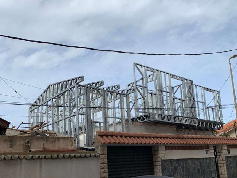Surélévation à ossature métallique