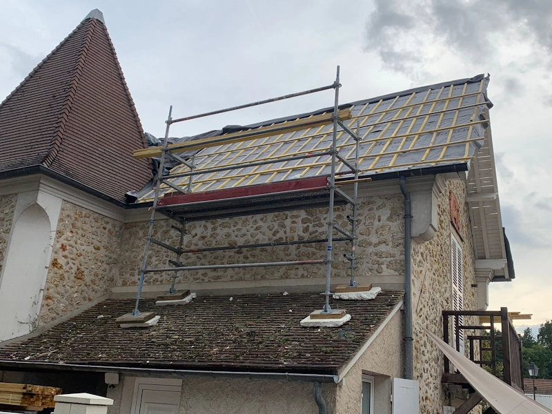 Couvreur aux Loges-en-Josas (78350) Entreprise de toiture Loges en Josas