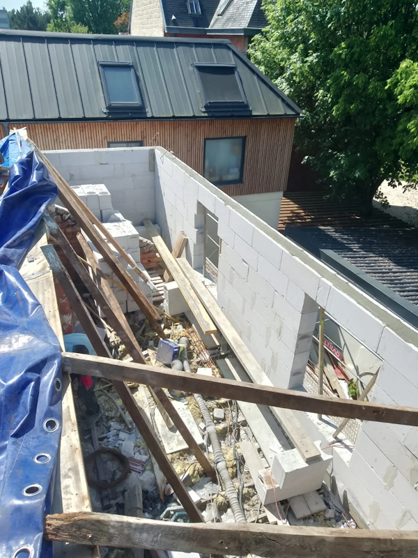 Surelevation des murs 78