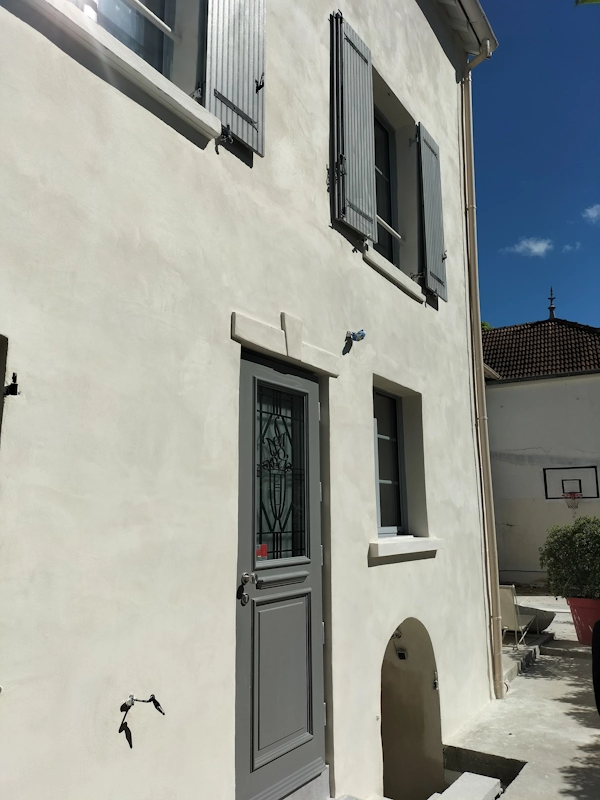 Enduit a la chaux traditionnel