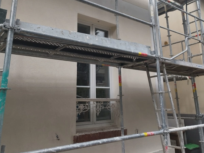 Enduit de façade à Paris et en Île-de-France Enduit gratté pour façade