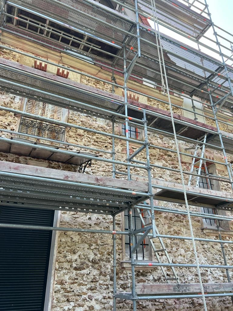 Piochage de facade val de marne