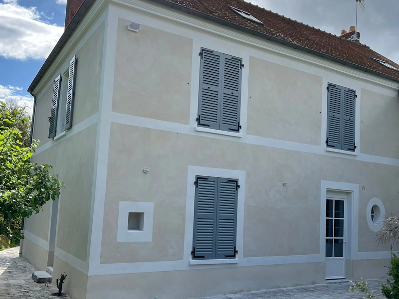 Ravalement d'une façade à Gif-sur-Yvette (91)