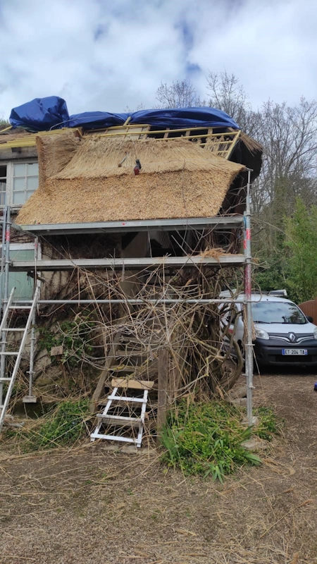 Renovation toiture chaume yvelines