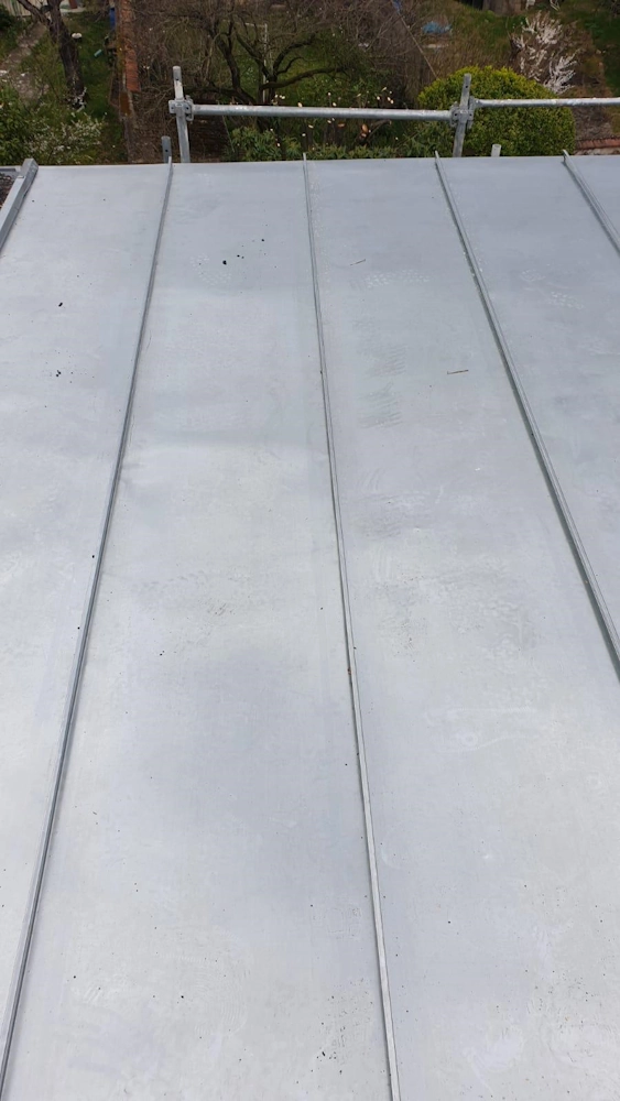 Toiture zinc joint debout 93