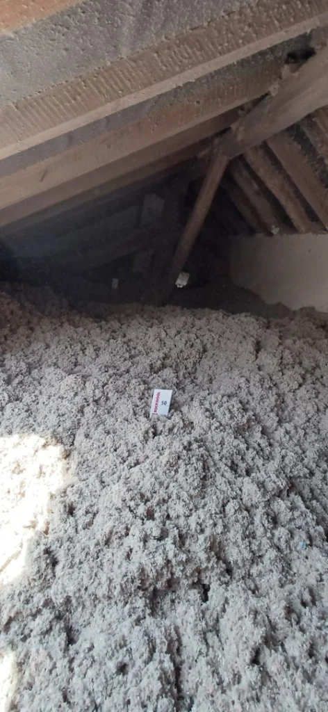 Isolation combles ouate de cellulose
