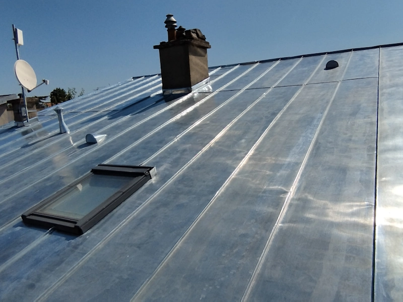 Quel couverture de toiture choisir ? Couverture de toit en zinc
