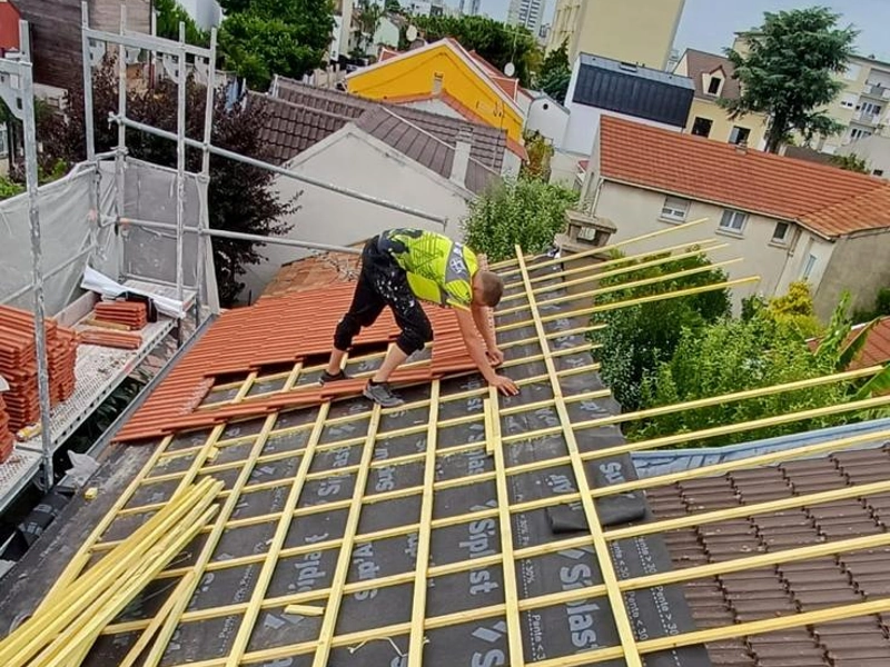 Comment poser un toit en tuiles ?