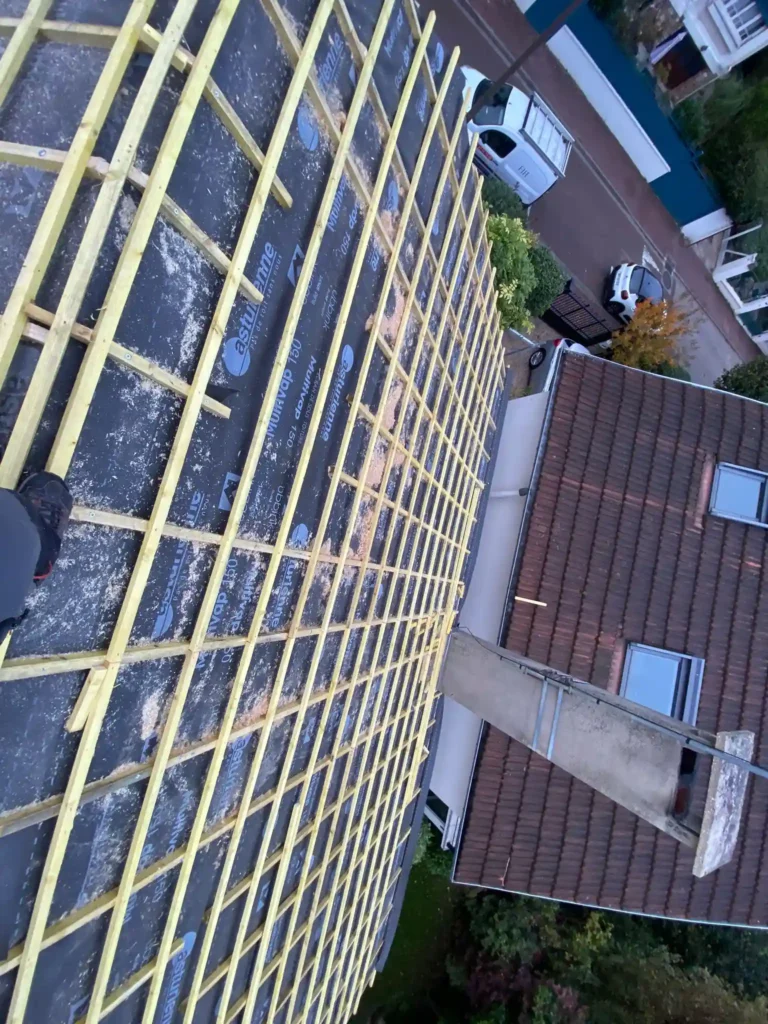 Chantier couverture tuiles velizy