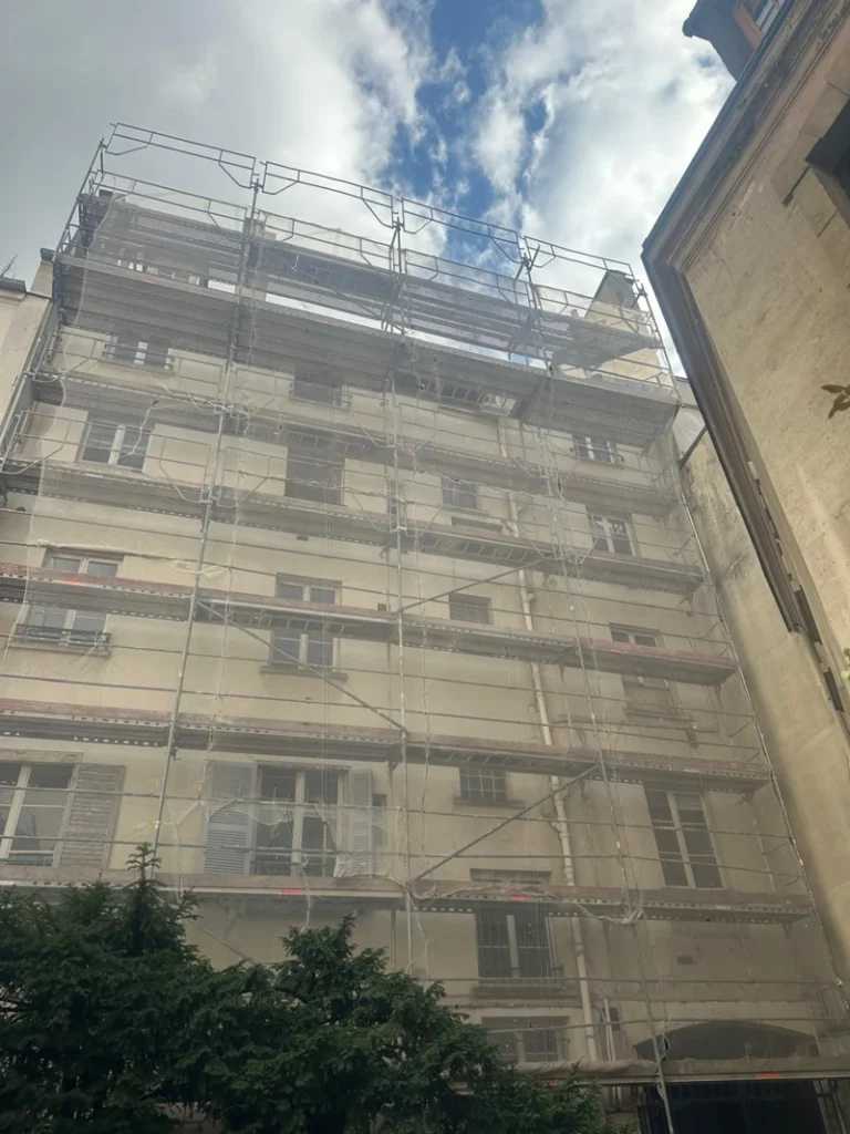Facade isolee paris 5 renovation