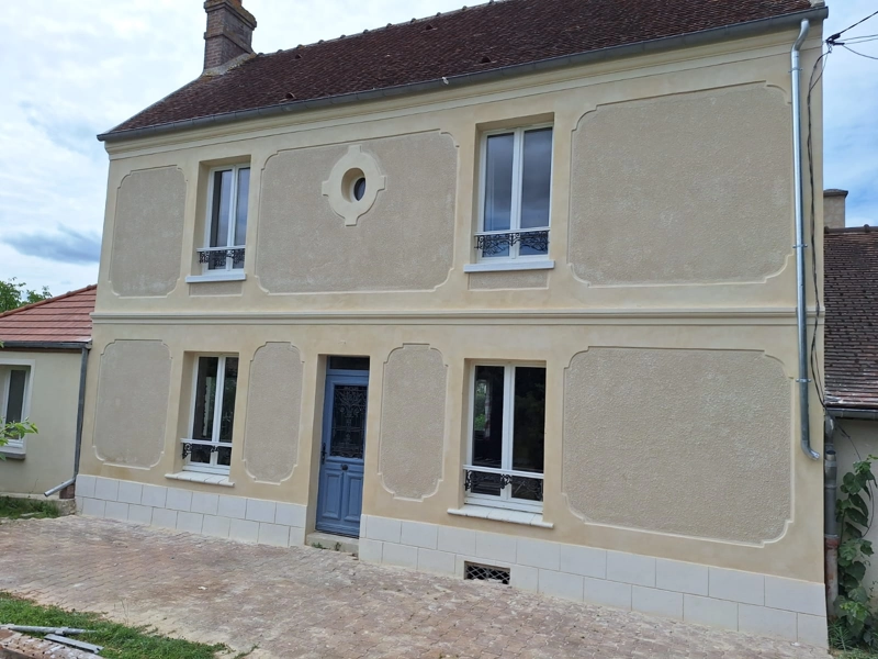 Ravalement de facade fontenay tresigny