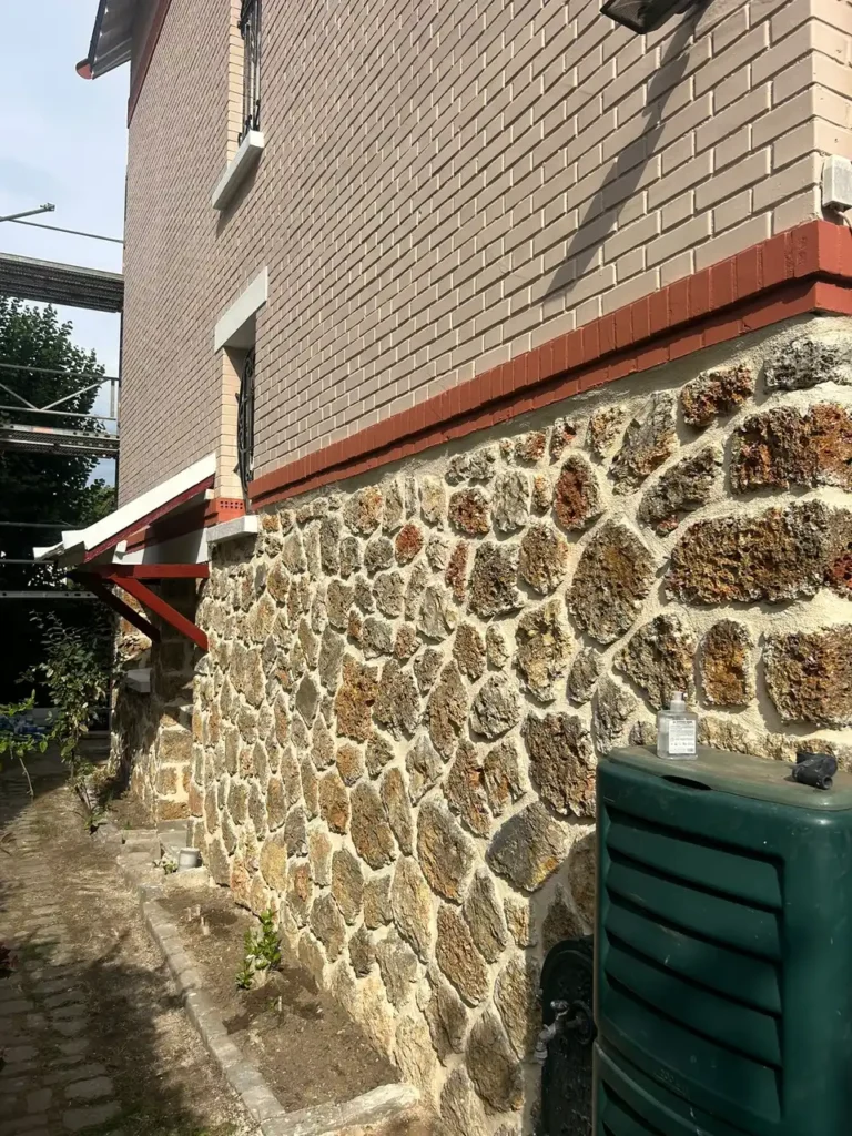 Entreprise ravalement facade brique clamart
