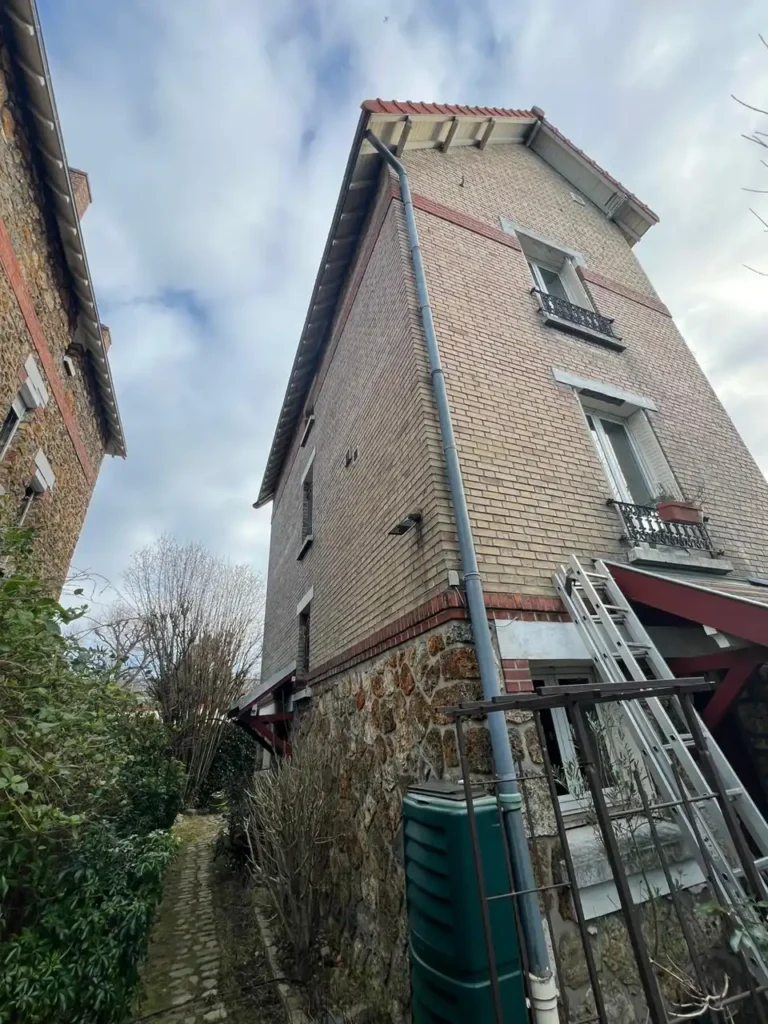 Facade brique recoloree clamart