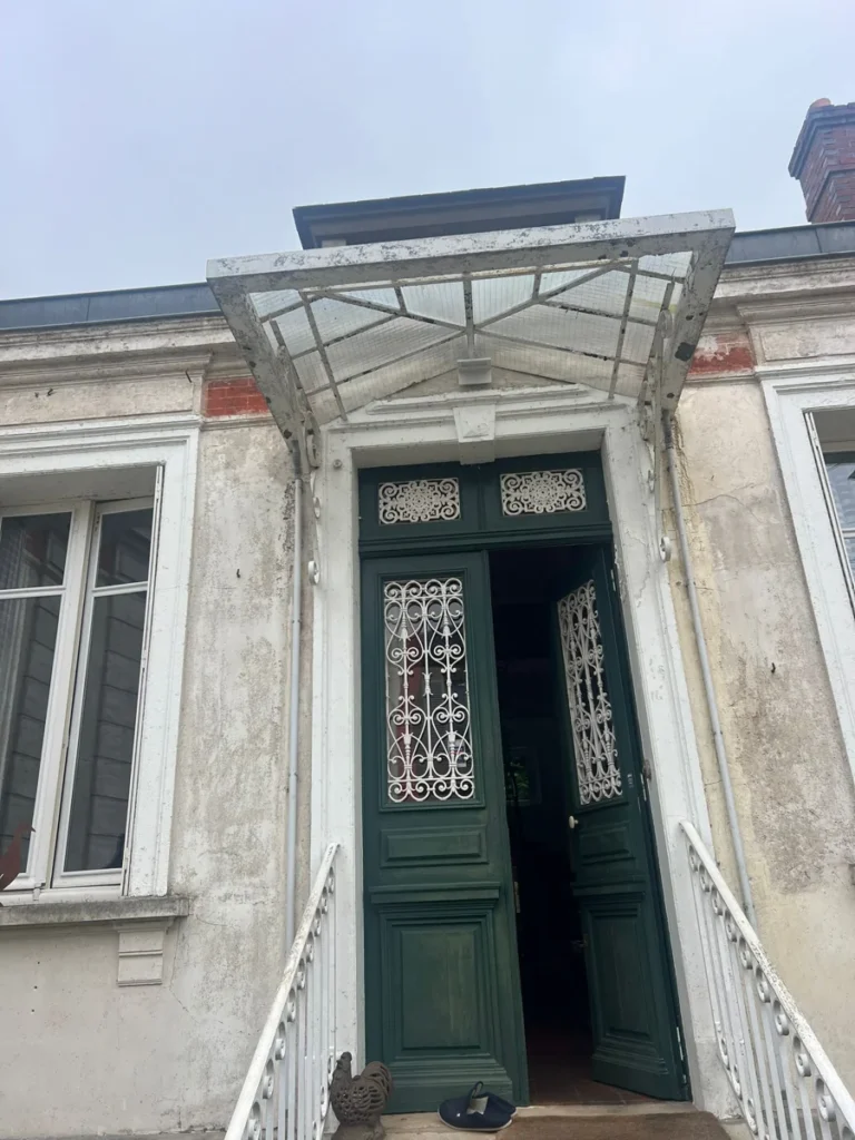 Artisan facadier verrieres le buisson