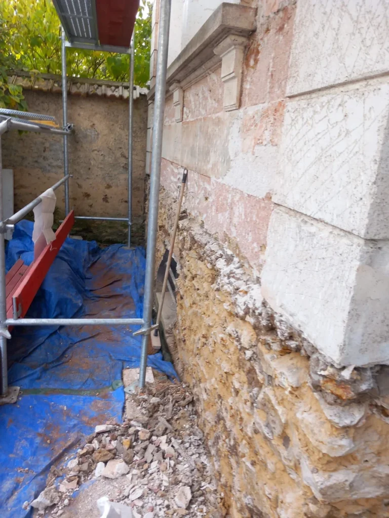 Enduit decoratif chaux verrieres le buisson