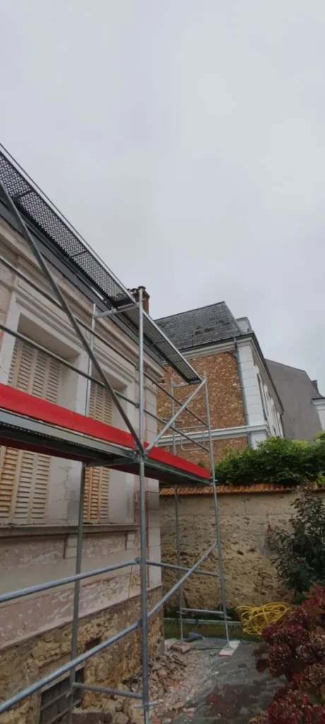 Facade maison de maitre verrieres le buisson