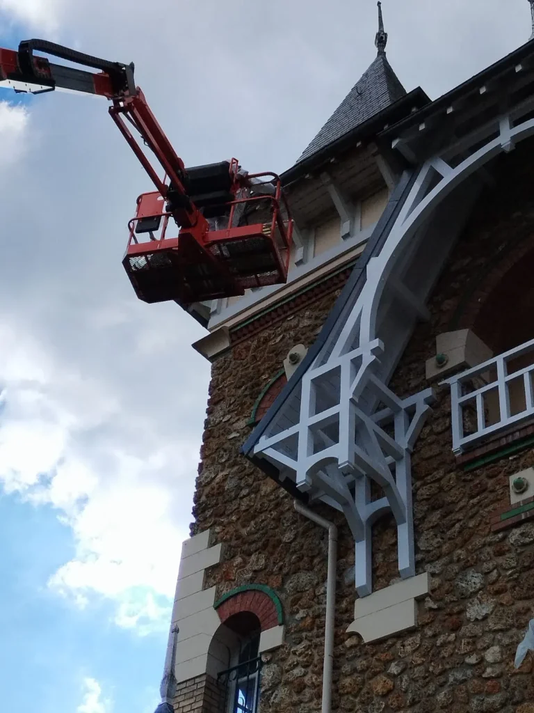 Entretien toiture ancienne sceaux 92