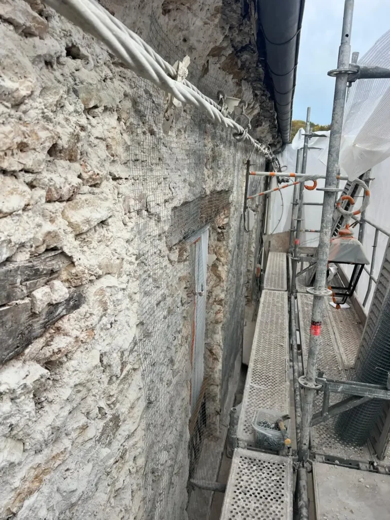 chantier facade renovation colombages 78350